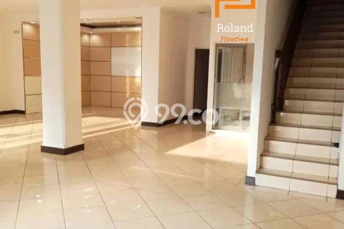 Ruko Dijual di Kebayoran Baru Jakarta Selatan dengan LB 432m2 Ruko Dijual di Kebayoran Baru Jakarta Selatan dengan LB 432m2