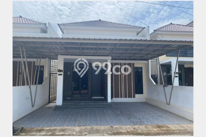 For Sale Rumah 2 Kamar Lokasi Strategis Bagus dan Strategis di Singkawang Selatan For Sale Rumah 2 Kamar Lokasi Strategis Bagus dan Strategis di Singkawang Selatan