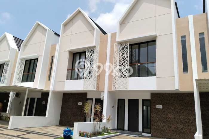 Dijual Rumah Strategis Bagus Punya 2 KT di Sedati Sidoarjo SHM Dijual Rumah Strategis Bagus Punya 2 KT di Sedati Sidoarjo SHM