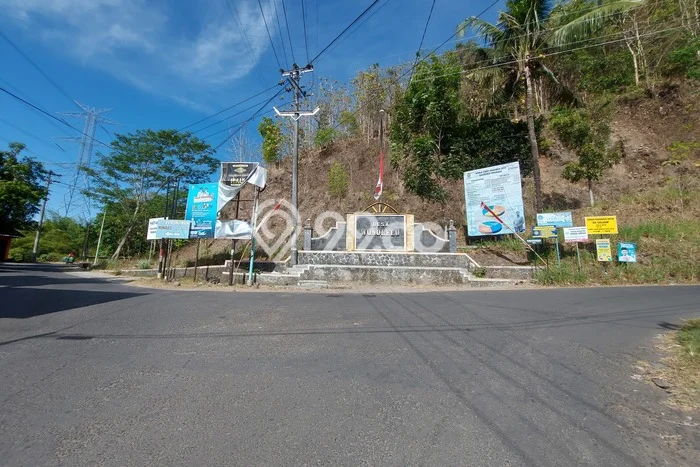 Lahan Dijual Lokasi Strategis di Yogyakarta dengan Luas 125m2 Lahan Dijual Lokasi Strategis di Yogyakarta dengan Luas 125m2