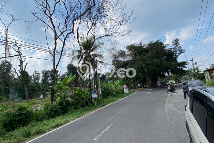 Dijual Tanah di Ngemplak, Luas 137m², Akses Strategis Dijual Tanah di Ngemplak, Luas 137m², Akses Strategis