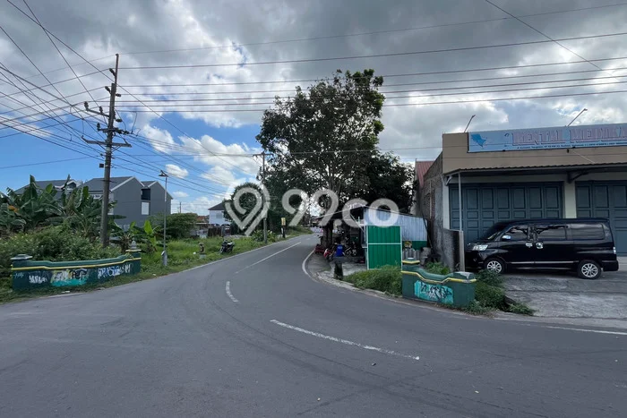Lahan Strategis di Kotagede Dijual dengan Luas 108m2 Lahan Strategis di Kotagede Dijual dengan Luas 108m2