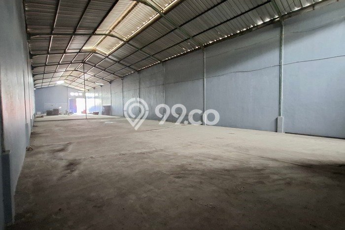 LOKASI BISNIS! Gudang For Rent Kawasan Dadap, Luas 850m², Area Strategis LOKASI BISNIS! Gudang For Rent Kawasan Dadap, Luas 850m², Area Strategis