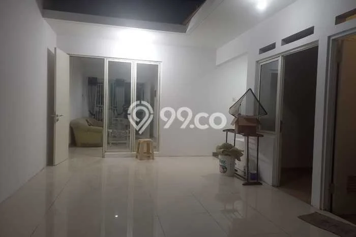 Rumah Asri di , 2 KM, Bebas Macet Rumah Asri di , 2 KM, Bebas Macet