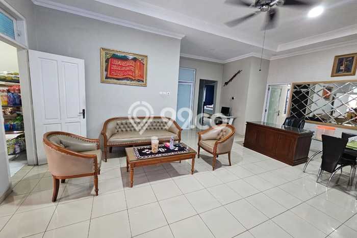 Rumah Elit Modern Tanpa Renovasi di Harapan Indah Bekasi Rumah Elit Modern Tanpa Renovasi di Harapan Indah Bekasi