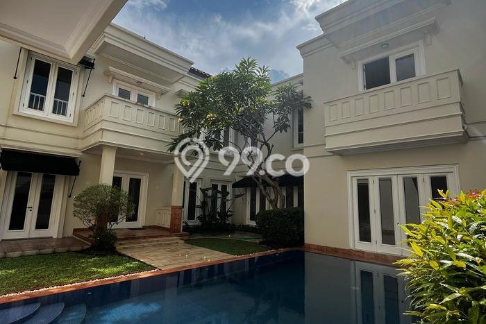 Hunian Kondisi Baik Disewakan di Pondok Indah, Jakarta Selatan LT 650m2, LB 700m2 Hunian Kondisi Baik Disewakan di Pondok Indah, Jakarta Selatan LT 650m2, LB 700m2