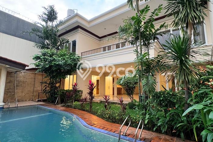 Hunian Bagus Disewakan di Pondok Indah, Jakarta Selatan LT 550m2, LB 600m2 Hunian Bagus Disewakan di Pondok Indah, Jakarta Selatan LT 550m2, LB 600m2