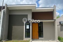 Rumah Murah LT 81m2 di Mojosongo Lingkungan Asri Rumah Murah LT 81m2 di Mojosongo Lingkungan Asri