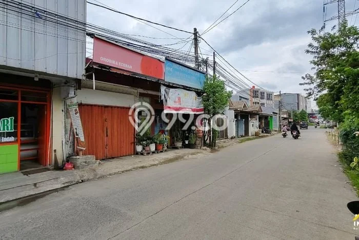 Disewakan Ruko komersial di Cipondoh luas bangunan 168m2 Disewakan Ruko komersial di Cipondoh luas bangunan 168m2