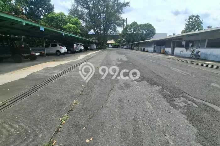 Tanah Disewakan Lokasi Bandung Seluas 6000m2 Strategis dan Aman Tanah Disewakan Lokasi Bandung Seluas 6000m2 Strategis dan Aman