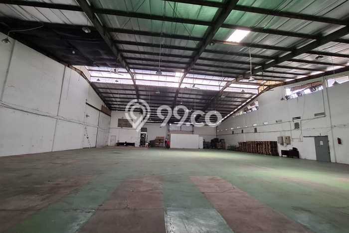 Disewakan Gudang di Pusat Kota Bandung Ramai Strategis Disewakan Gudang di Pusat Kota Bandung Ramai Strategis