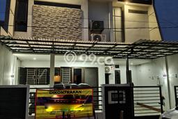 Lokasi terbaik! Rumah siap huni disewakan di Kenjeran LB 144m2 Lokasi terbaik! Rumah siap huni disewakan di Kenjeran LB 144m2