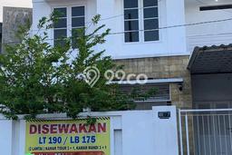 Sewa Rumah Harga Terjangkau di Sutorejo Surabaya dengan 3 Kamar Tidur Sewa Rumah Harga Terjangkau di Sutorejo Surabaya dengan 3 Kamar Tidur