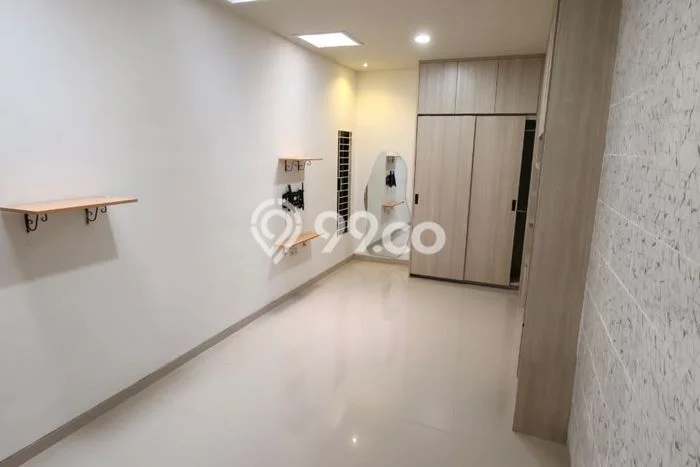 Lokasi terbaik! Rumah siap huni disewakan di Kenjeran LB 144m2 Lokasi terbaik! Rumah siap huni disewakan di Kenjeran LB 144m2