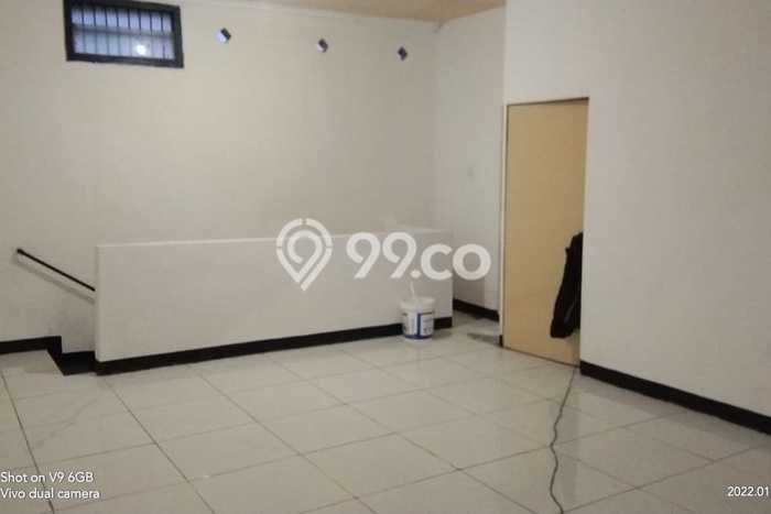 Ruko Dijual di Prime Area Surabaya Luas 135m2 Ruko Dijual di Prime Area Surabaya Luas 135m2