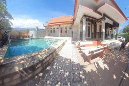 Dijual! Vila Kawasan , Luas 380m2m², Posisi Strategis Dijual! Vila Kawasan , Luas 380m2m², Posisi Strategis