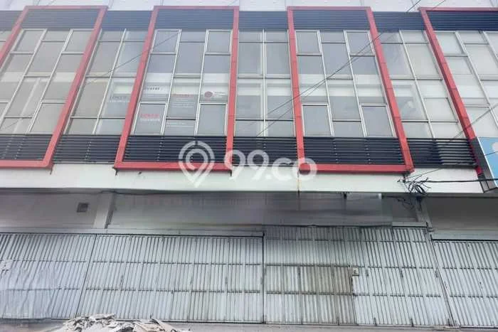 FOR RENT! Ruko di Solo Baru Cocok untuk Bisnis 462m2 FOR RENT! Ruko di Solo Baru Cocok untuk Bisnis 462m2