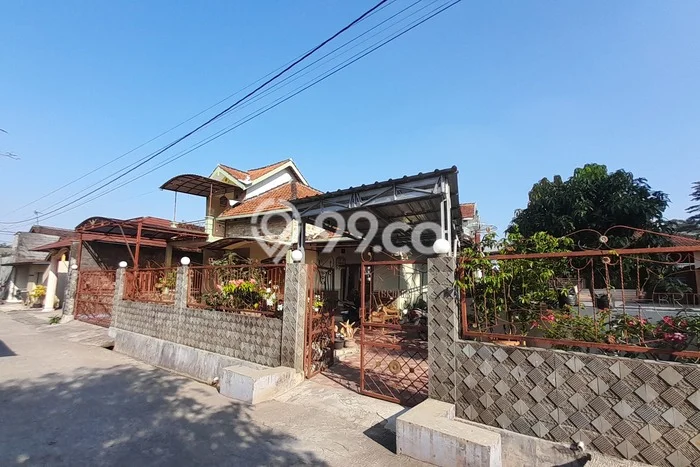 Rumah Harga Nego 5 Kamar Tidur di Kawasan Perumahan Mojosongo, Boyolali Rumah Harga Nego 5 Kamar Tidur di Kawasan Perumahan Mojosongo, Boyolali