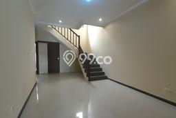 Rumah Modern 3 KT LT 172m2 di Solo Baru Rumah Modern 3 KT LT 172m2 di Solo Baru