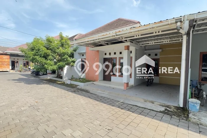 Rumah LT 90m2m² / LB 60m2m² Pemandangan Laut di , Sukoharjo Rumah LT 90m2m² / LB 60m2m² Pemandangan Laut di , Sukoharjo