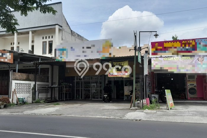 Komersial Dijual di Jaten Karanganyar dengan LB 100m2 Komersial Dijual di Jaten Karanganyar dengan LB 100m2