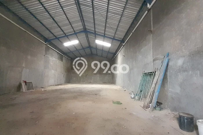 LOKASI PREMIUM! Gudang di , Luas 250m2m², Lokasi Niaga LOKASI PREMIUM! Gudang di , Luas 250m2m², Lokasi Niaga