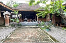 Komersial Bagus Dijual LB 250m2 Lokasi Strategis Boyolali Area Cocok untuk Berbisnis Komersial Bagus Dijual LB 250m2 Lokasi Strategis Boyolali Area Cocok untuk Berbisnis