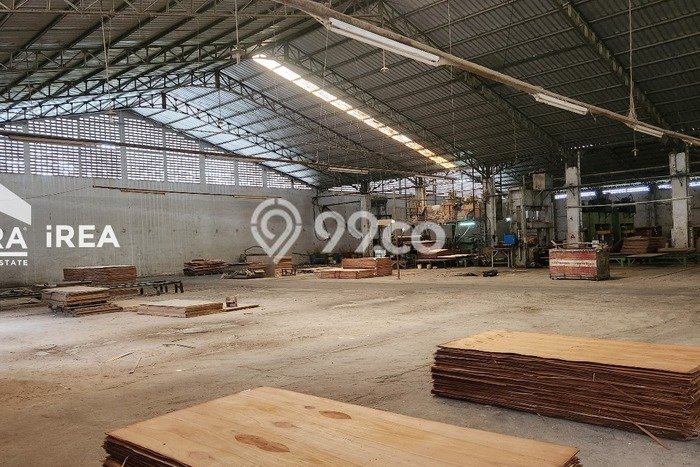 Lokasi Strategis! Dijual Gudang Bisnis di Gondangrejo, Karanganyar Kondisi Bagus Lokasi Strategis! Dijual Gudang Bisnis di Gondangrejo, Karanganyar Kondisi Bagus
