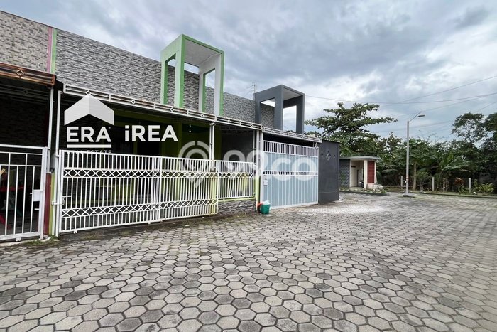 Jual Rumah Harga Miring Mojolaban Punya 2 Kamar & LT 80m2 Jual Rumah Harga Miring Mojolaban Punya 2 Kamar & LT 80m2