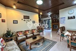 Investasi Menjanjikan! Vila Kawasan Tawangmangu, Area 272m2m², Dekat Mudah Pusat Kota Investasi Menjanjikan! Vila Kawasan Tawangmangu, Area 272m2m², Dekat Mudah Pusat Kota