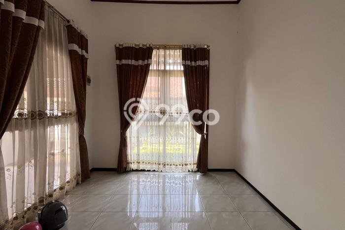 Jual Rumah Favorit Siap Huni LB 120m2 di Baki, Sukoharjo Jual Rumah Favorit Siap Huni LB 120m2 di Baki, Sukoharjo