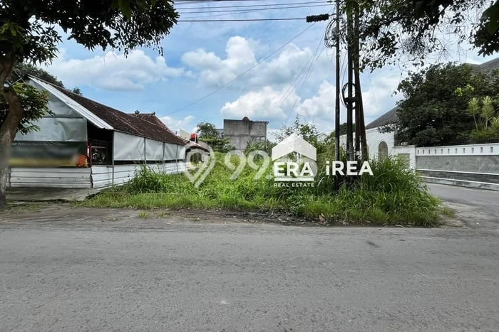 Disewakan Tanah di Laweyan Luas 624m2 SHM Disewakan Tanah di Laweyan Luas 624m2 SHM