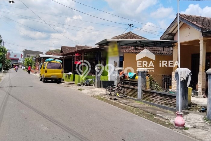 For Sale Rumah 3 Kamar Lokasi Strategis Nyaman dan Strategis di Sukoharjo For Sale Rumah 3 Kamar Lokasi Strategis Nyaman dan Strategis di Sukoharjo