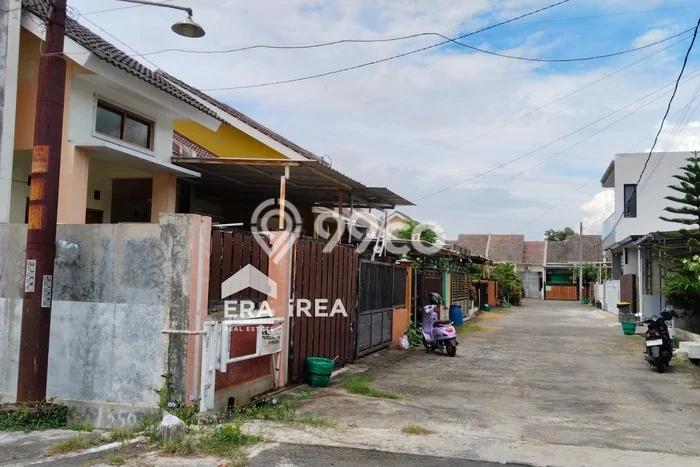 Jual Rumah Harga Miring Bendosari Punya 2 Kamar & LT 78m2 Jual Rumah Harga Miring Bendosari Punya 2 Kamar & LT 78m2