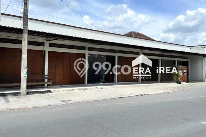 Lokasi Strategis! Dijual Komersial Bisnis di Ngemplak, Boyolali Kondisi Baik Lokasi Strategis! Dijual Komersial Bisnis di Ngemplak, Boyolali Kondisi Baik