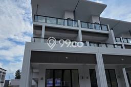 Unit Ruko Disewakan di Gading Serpong di Area Ramai & Strategis Unit Ruko Disewakan di Gading Serpong di Area Ramai & Strategis