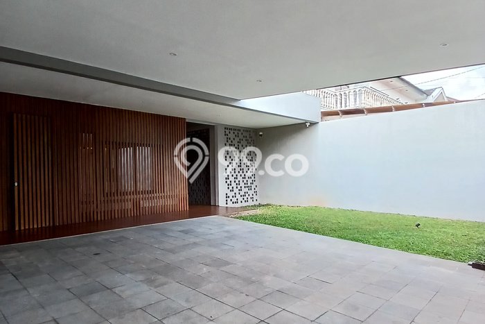 Jual Rumah Luas Elegan Dengan View Cantik di Joglo, Jakarta Barat Jual Rumah Luas Elegan Dengan View Cantik di Joglo, Jakarta Barat