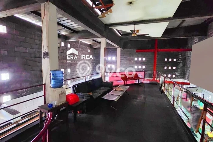 Ruko Dijual Lokasi Stratagis di Pasar Kliwon Surakarta Cocok untuk Investasi Ruko Dijual Lokasi Stratagis di Pasar Kliwon Surakarta Cocok untuk Investasi