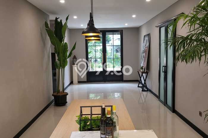 Hot Offer Hunian Mewah Ideal dan Luas di BSD, Tangerang Selatan Hot Offer Hunian Mewah Ideal dan Luas di BSD, Tangerang Selatan