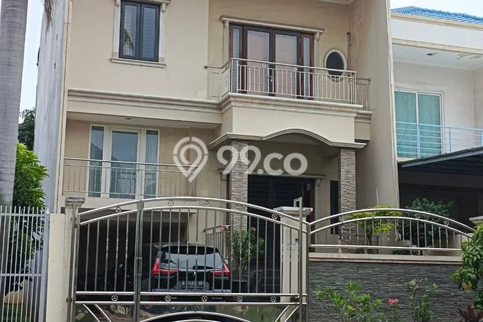 Jual Rumah Mewah Megah Dengan View Eksklusif di Pegadungan, Jakarta Barat Jual Rumah Mewah Megah Dengan View Eksklusif di Pegadungan, Jakarta Barat