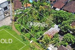 Tanah Disewa di Munggu Strategis dan Memiliki Luas 400m2 Tanah Disewa di Munggu Strategis dan Memiliki Luas 400m2