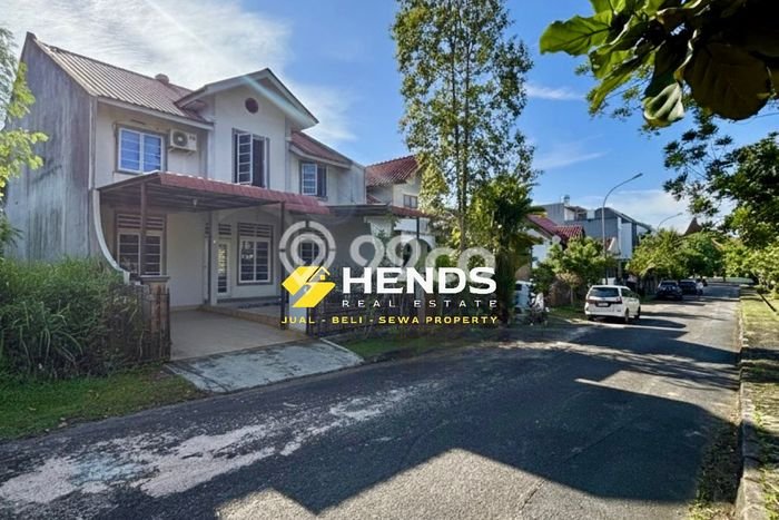 DIJUAL CEPAT! Rumah Modern area , Batam, LT 144m2m² LB 208m2m² Bisa Nego! DIJUAL CEPAT! Rumah Modern area , Batam, LT 144m2m² LB 208m2m² Bisa Nego!