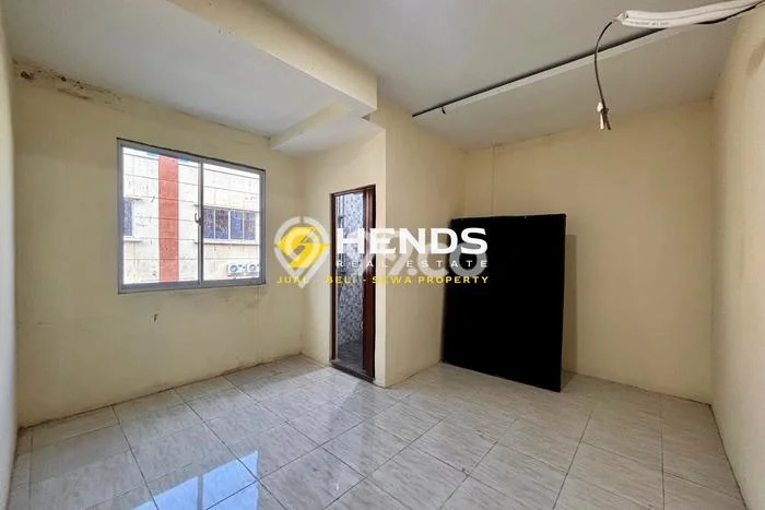 Ruko Premium Kawasan Nagoya, Luas 270m², Area Bisnis, Lokasi Ramai Ruko Premium Kawasan Nagoya, Luas 270m², Area Bisnis, Lokasi Ramai