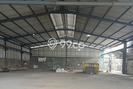 Unit Gudang Disewakan di Narogong di Area Ramai & Strategis Unit Gudang Disewakan di Narogong di Area Ramai & Strategis