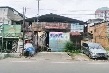 Unit Gudang Disewakan di Pangeran Jayakarta di Area Ramai & Strategis Unit Gudang Disewakan di Pangeran Jayakarta di Area Ramai & Strategis