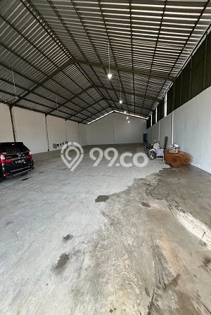 Gudang Disewa di Tangerang dengan LB 720m2 Area Komersial Ramai Gudang Disewa di Tangerang dengan LB 720m2 Area Komersial Ramai