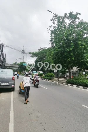 Unit Gudang Disewakan di Pangeran Jayakarta di Area Ramai & Strategis Unit Gudang Disewakan di Pangeran Jayakarta di Area Ramai & Strategis