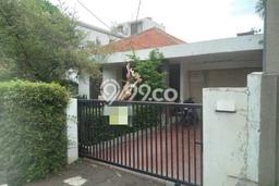 Ready to Use! Luxury House LT 288m2 Desain Modern di Jatiwaringin Ready to Use! Luxury House LT 288m2 Desain Modern di Jatiwaringin