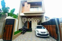 Rumah Strategis Modern Lb 170m2 di Duren Sawit, Jakarta Timur Rumah Strategis Modern Lb 170m2 di Duren Sawit, Jakarta Timur