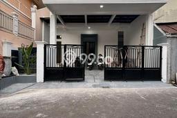 Rumah Modern 3 KT di Jatiwaringin Bekasi Semi Furnished Rumah Modern 3 KT di Jatiwaringin Bekasi Semi Furnished